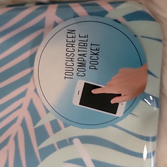 Swim pouch nwt - Picture 8 of 8